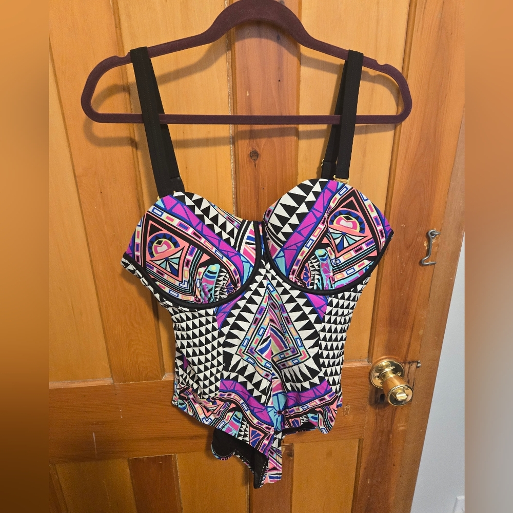 Geometric Patterned Swimsuit plus size 18
